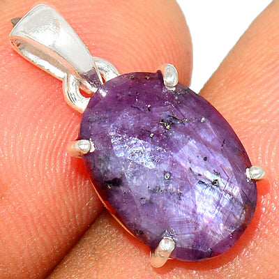 Natural faceted Pink Sapphire pendant