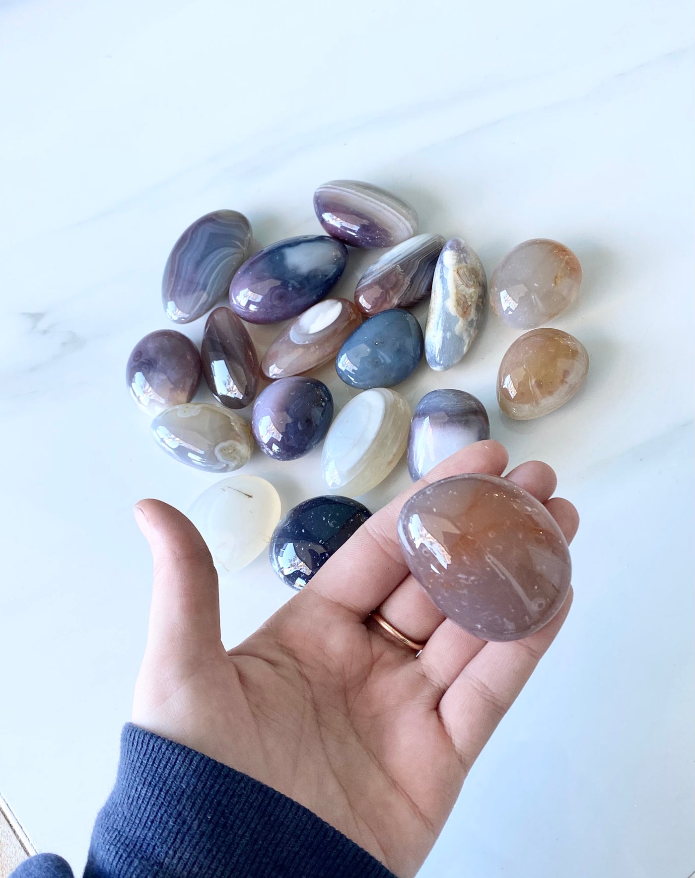 Mixed Agate Palm Stones