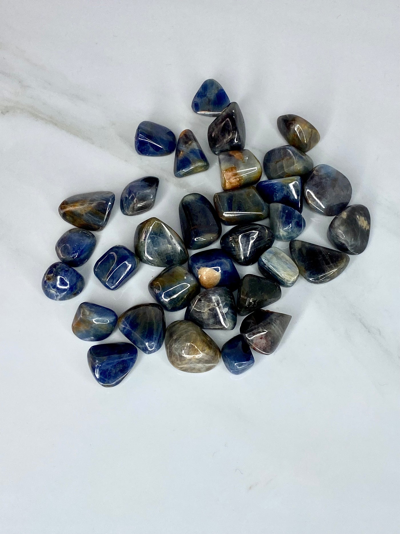 KYANITE - The stone for Transformation